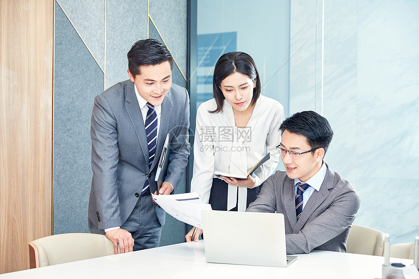 联播+｜闻“汛”而动 人民至上